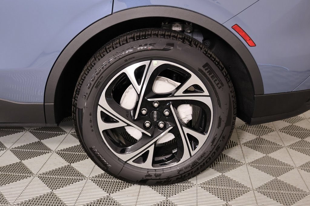 New 2026 Lincoln Nautilus Premier w/ Equipment Group 102A AWD/4WD image 19