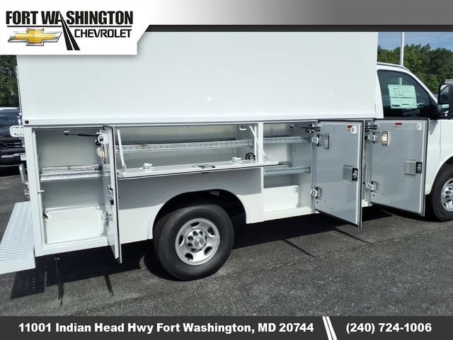 New 2026 Chevrolet Express 3500 w/ Power Convenience Package RWD image 3