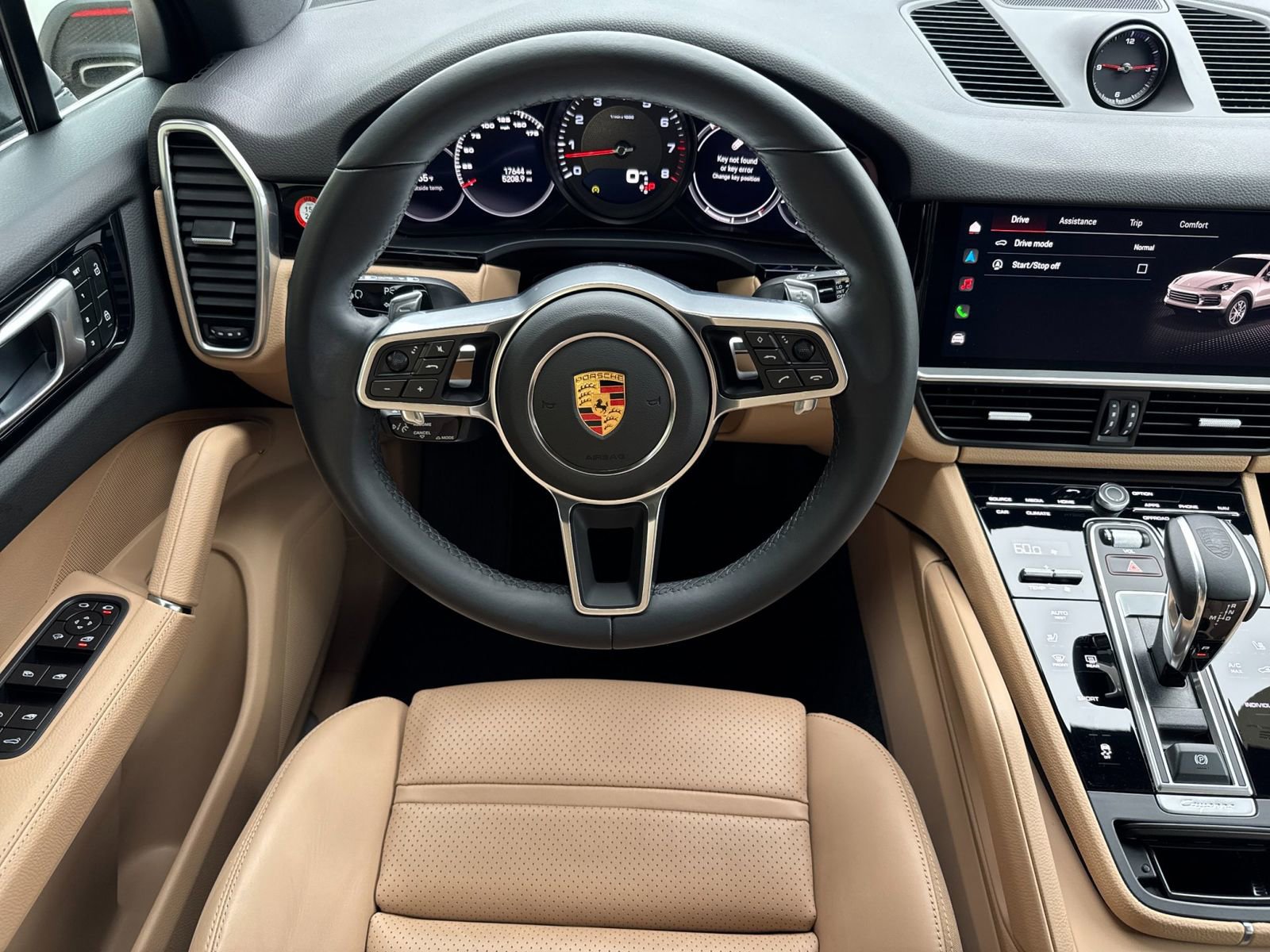 Certified 2023 Porsche Cayenne image 16