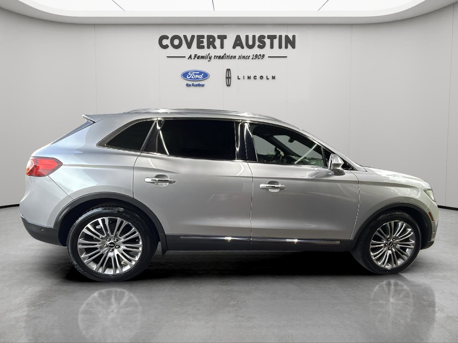 Used 2018 Lincoln MKX Reserve image 6