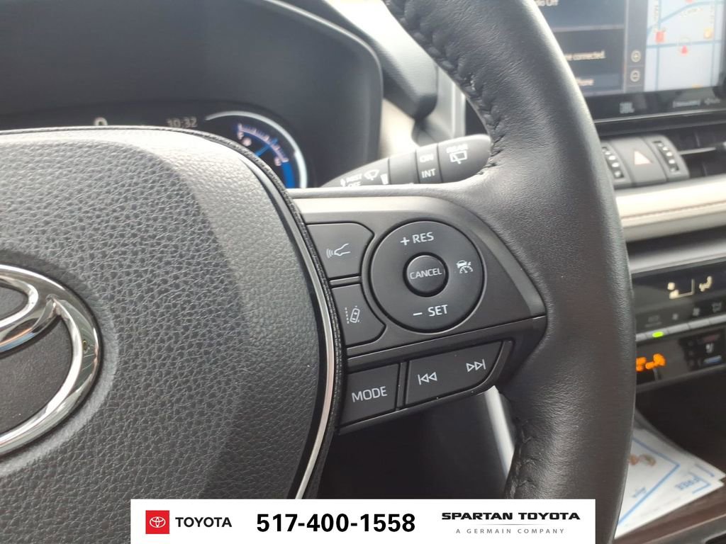 Used 2021 Toyota RAV4 Limited w/ Limited Grade Weather Package AWD/4WD image 18