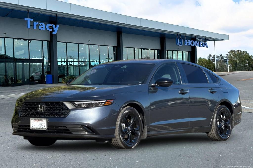 Certified 2025 Honda Accord SE image 13