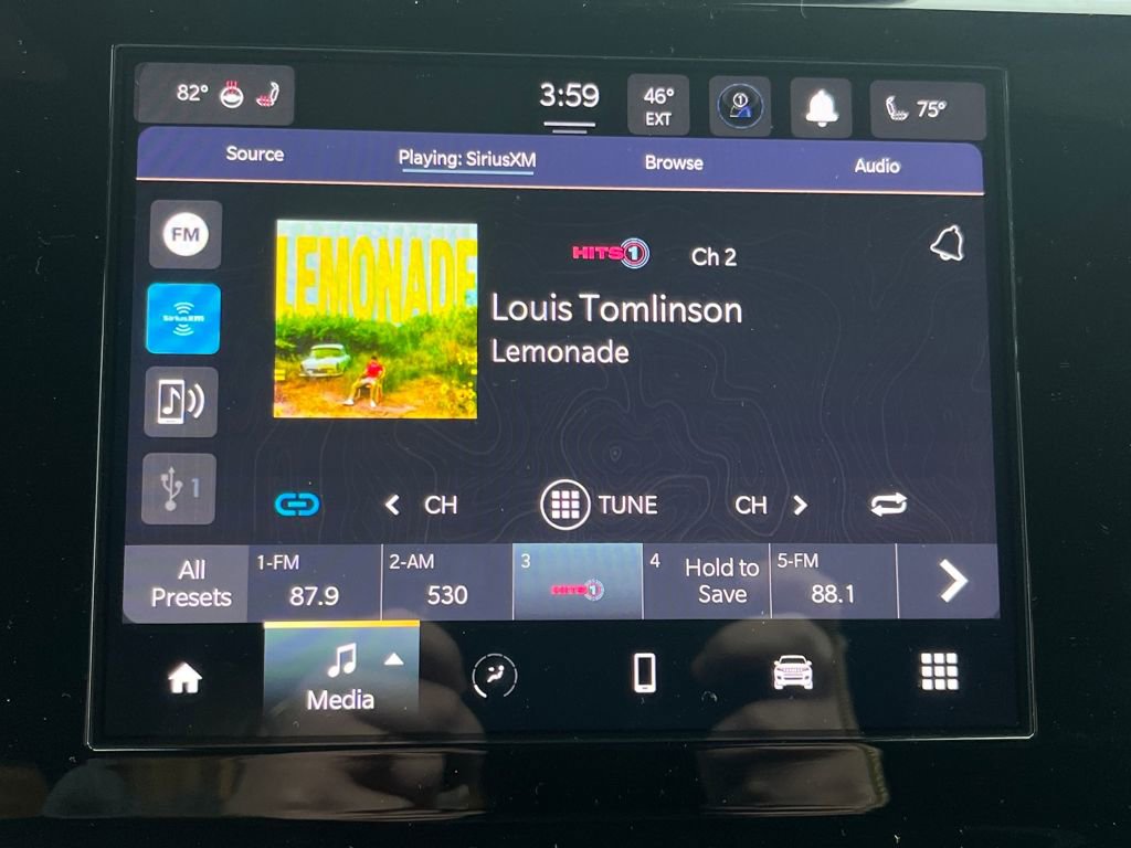 New 2025 Jeep Grand Cherokee Laredo X w/ Luxury Tech Group I image 8