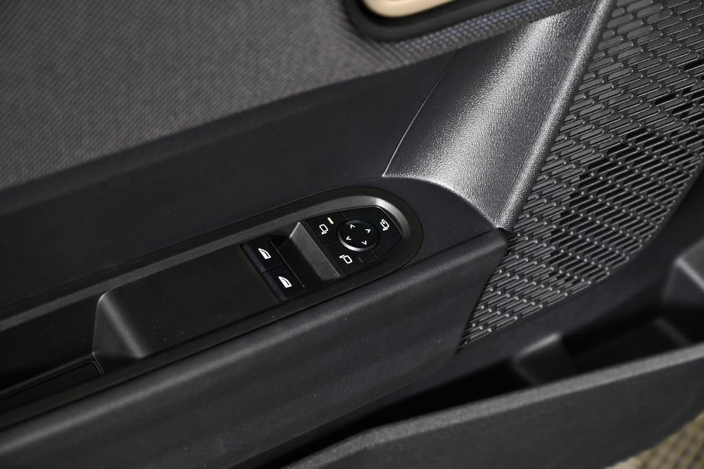 Certified 2025 MINI Cooper S image 23