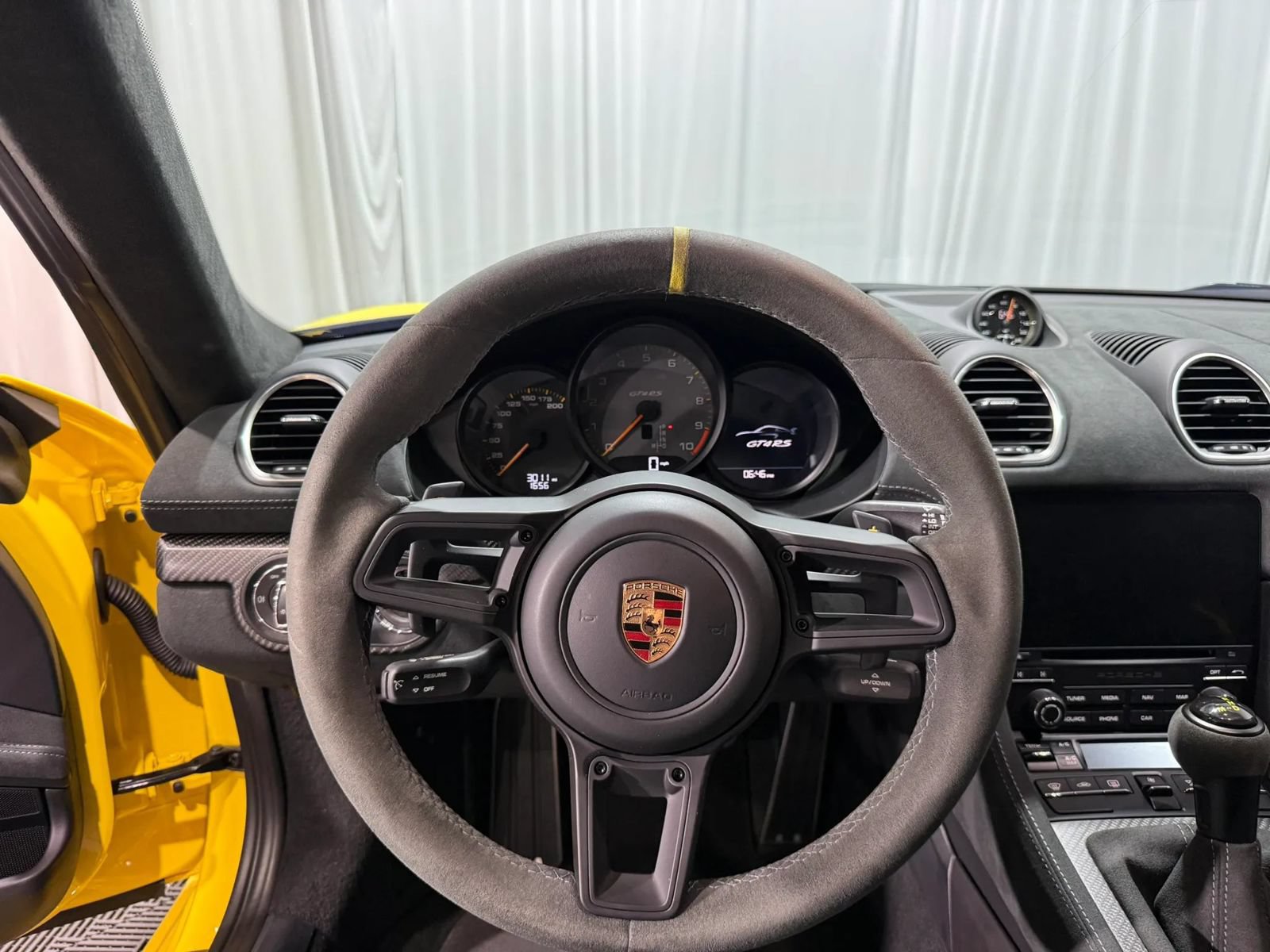 Used 2023 Porsche 718 Cayman GT4 RS w/ Weissach Package RWD image 27