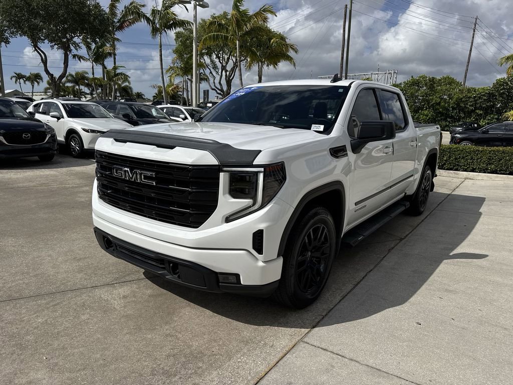 Used 2023 GMC Sierra 1500 Elevation RWD image 9