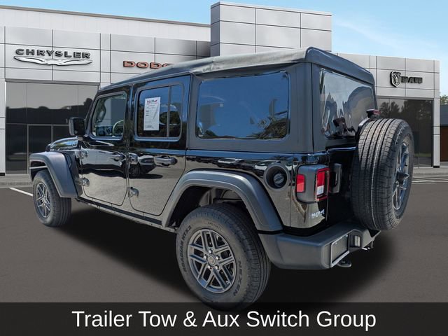 Used 2025 Jeep Wrangler Sport S image 6