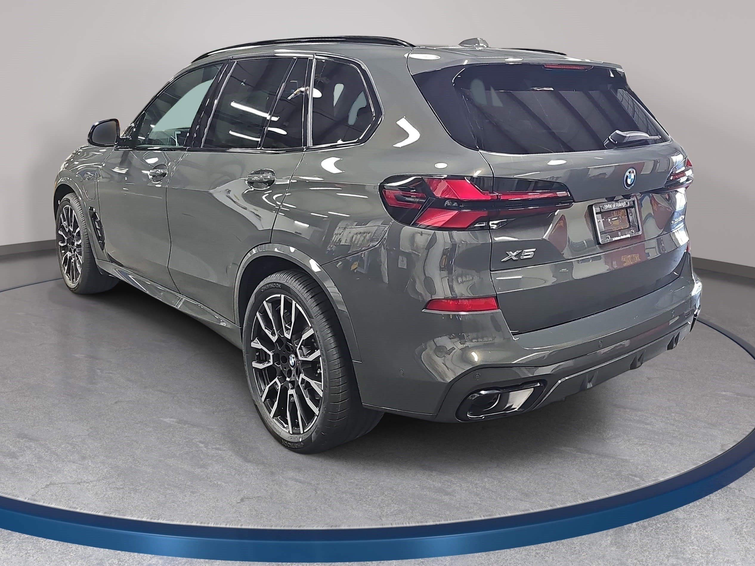 New 2026 BMW X5 xDrive50e w/ Executive Package AWD/4WD image 7