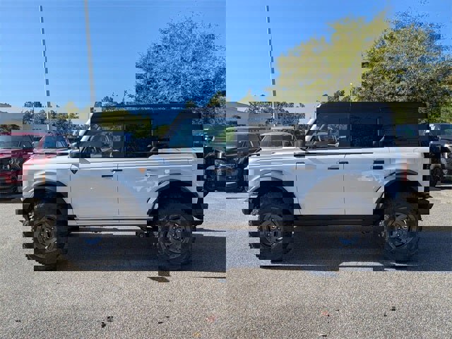 New 2025 Ford Bronco Badlands image 40