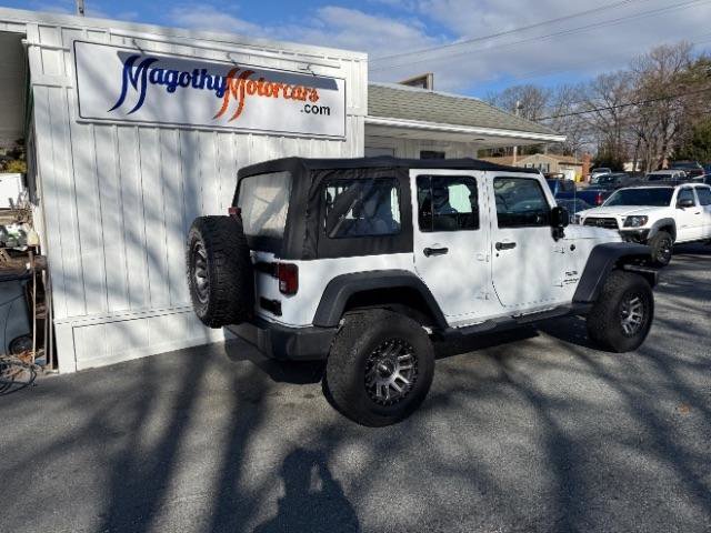 Used 2018 Jeep Wrangler Unlimited Sport w/ Connectivity Group image 3