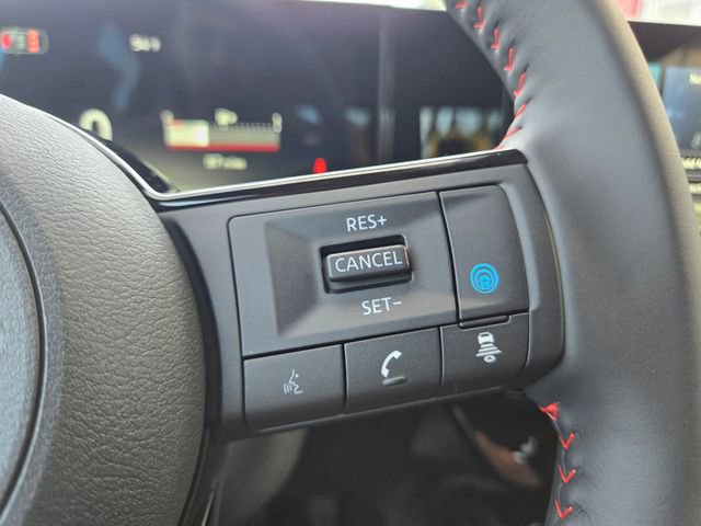 New 2026 Nissan Kicks SR w/ Cold Weather Package AWD/4WD image 22