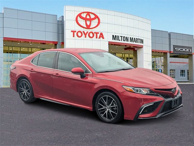 Certified 2022 Toyota Camry SE