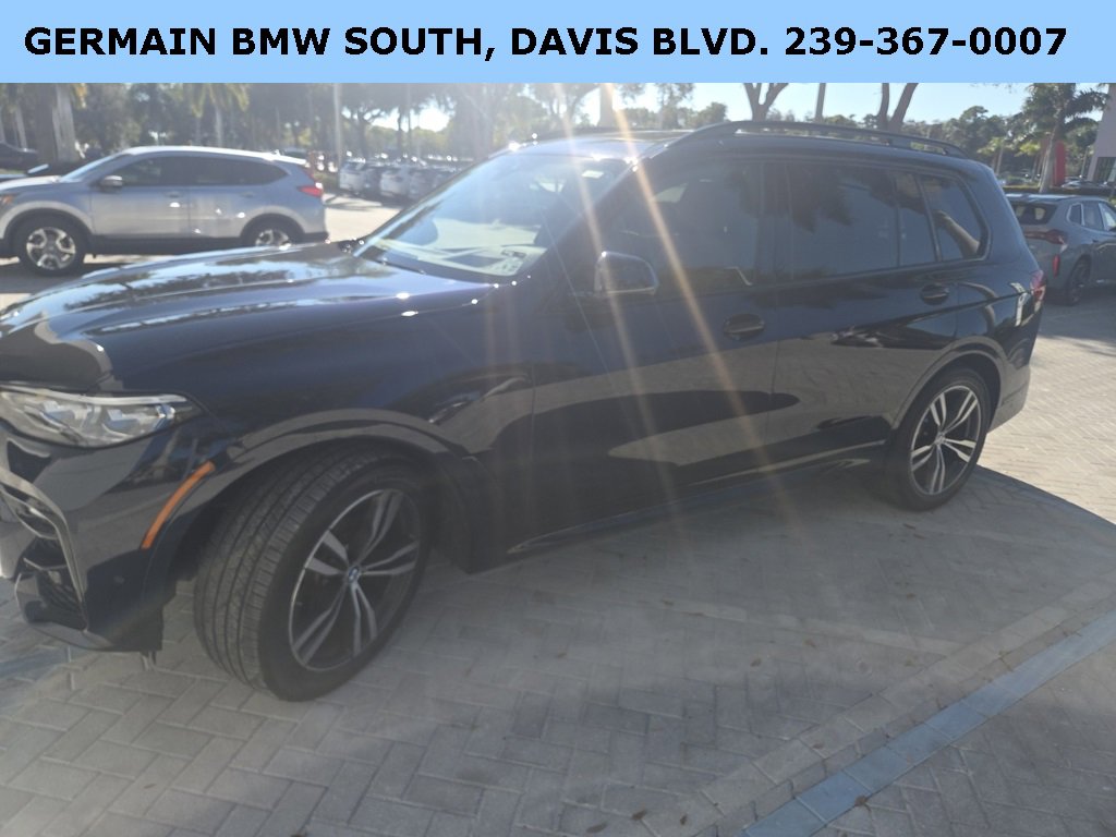 Certified 2022 BMW X7 M50i w/ Executive Package image 10