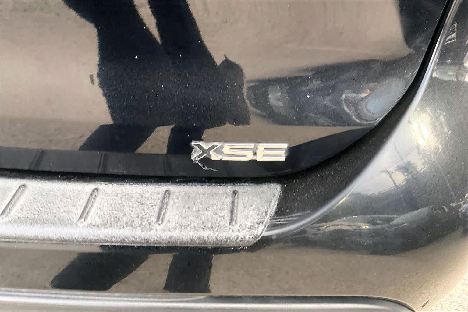 Used 2023 Toyota Highlander XSE FWD image 10