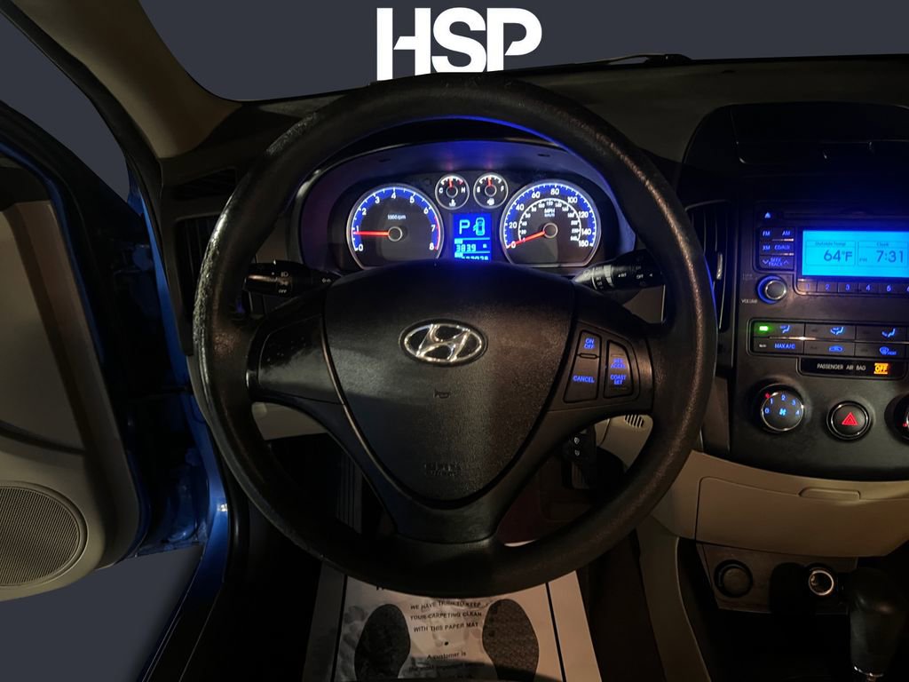 Used 2010 Hyundai Elantra GLS image 12