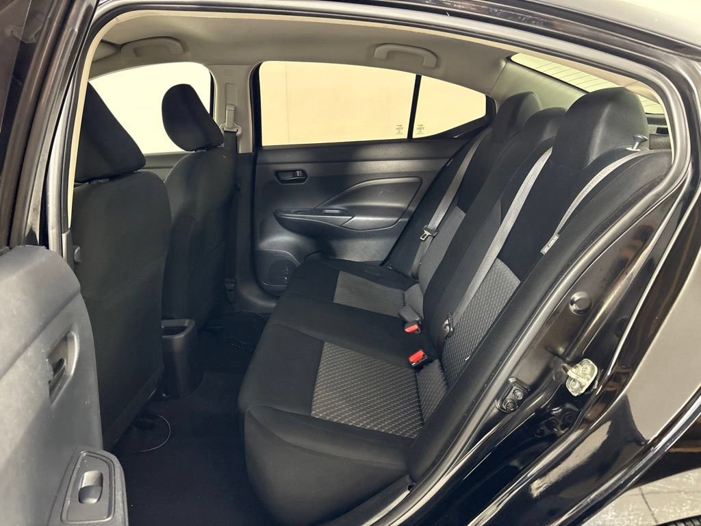 Used 2021 Nissan Versa S FWD image 18