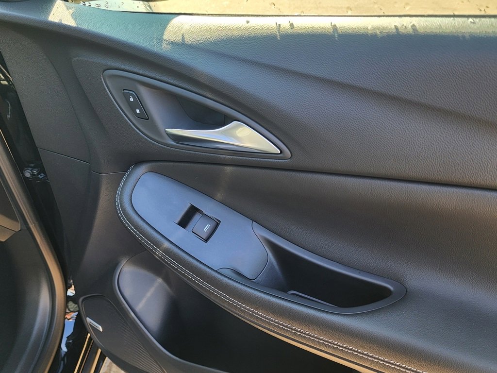 New 2026 Buick Encore GX Avenir w/ Avenir Technology Package image 39