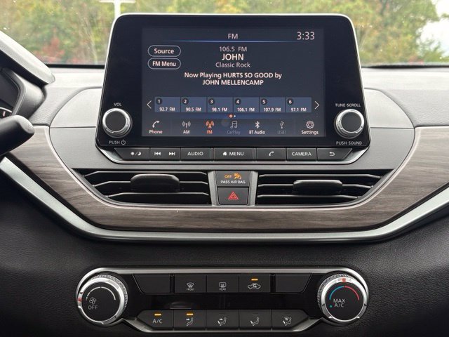 Used 2025 Nissan Altima 2.5 SV FWD image 18
