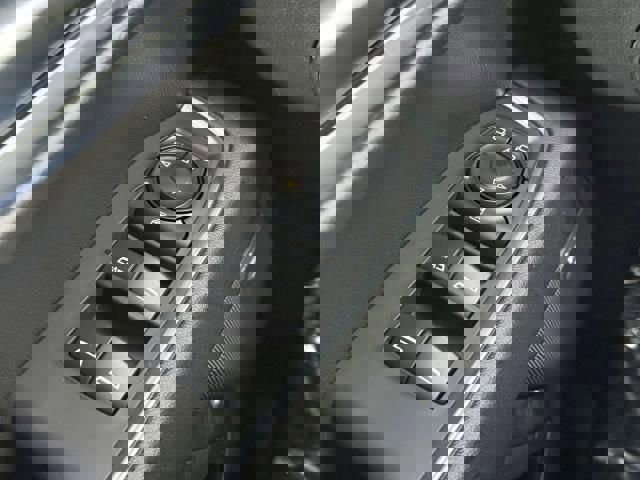 Used 2025 Chevrolet Silverado 1500 LT Trail Boss w/ Convenience Package II AWD/4WD image 19