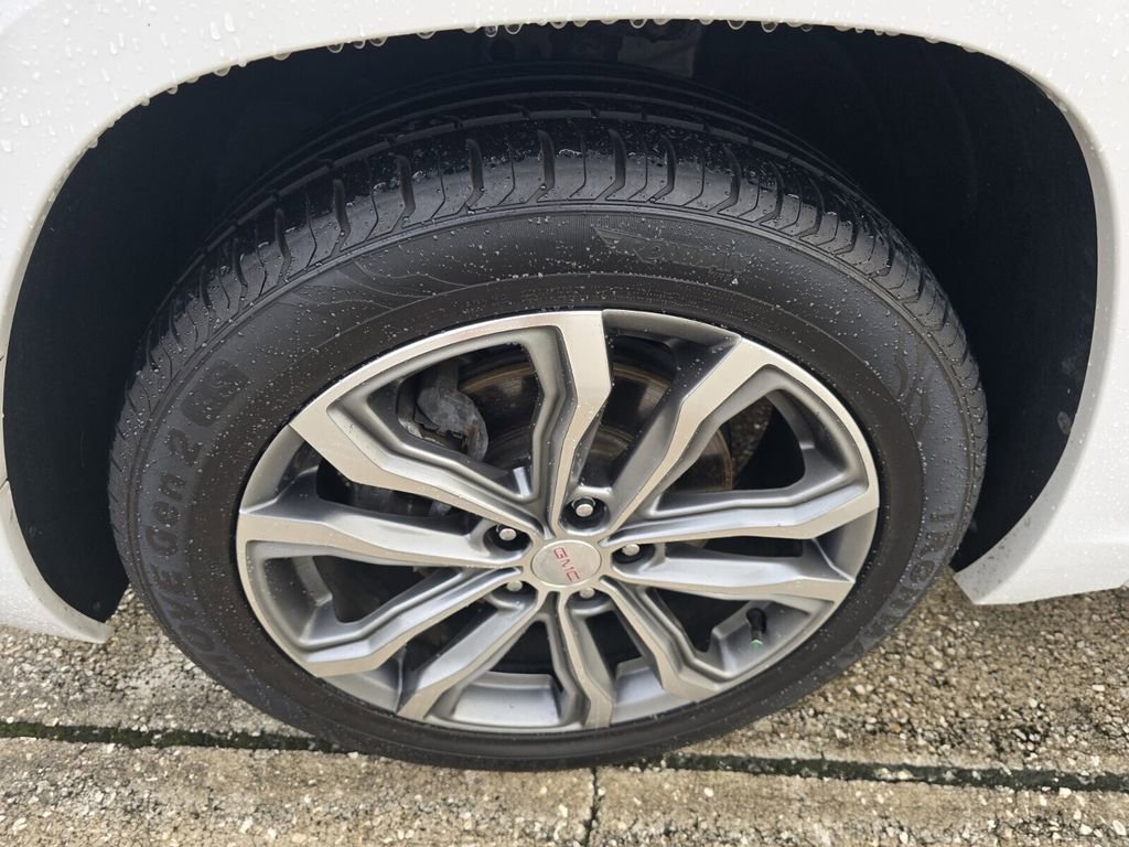 Used 2020 GMC Terrain Denali w/ Denali Premium Package image 10