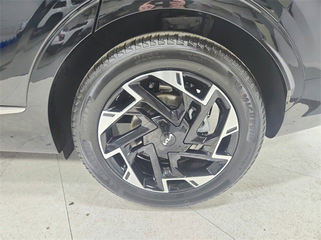 Used 2025 Kia Sportage SX image 48