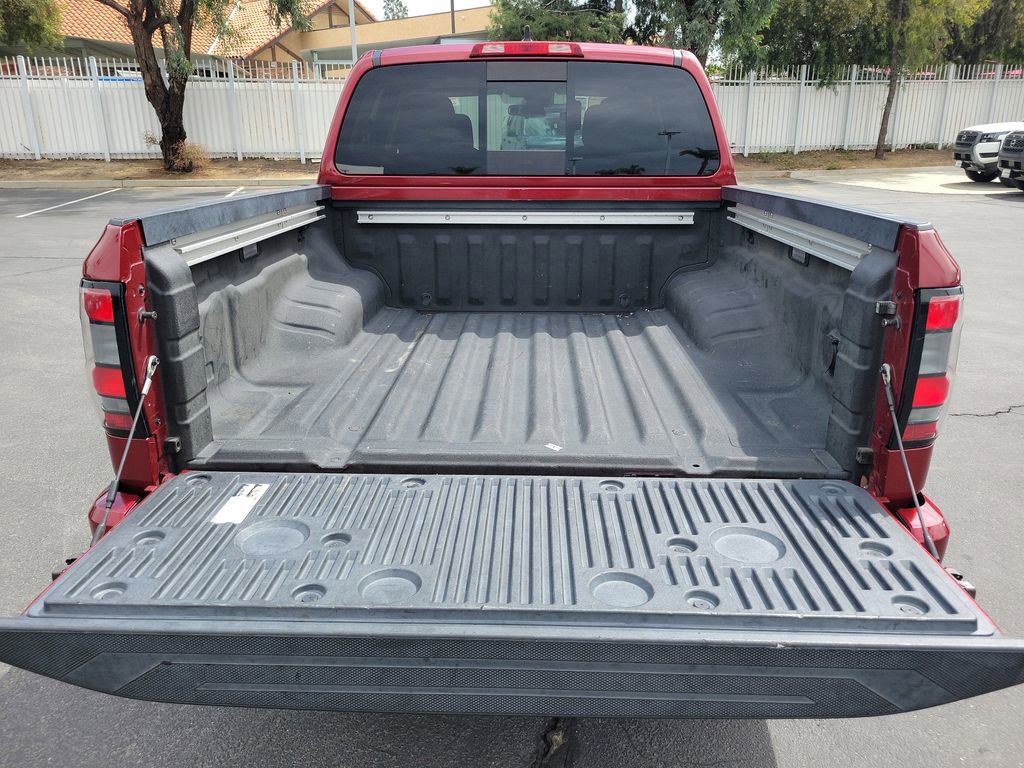 Used 2023 Nissan Frontier SV w/ SV Convenience Package RWD image 24