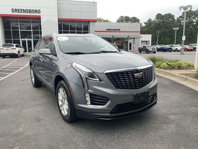 Used 2022 Cadillac XT5 Luxury AWD/4WD image 2