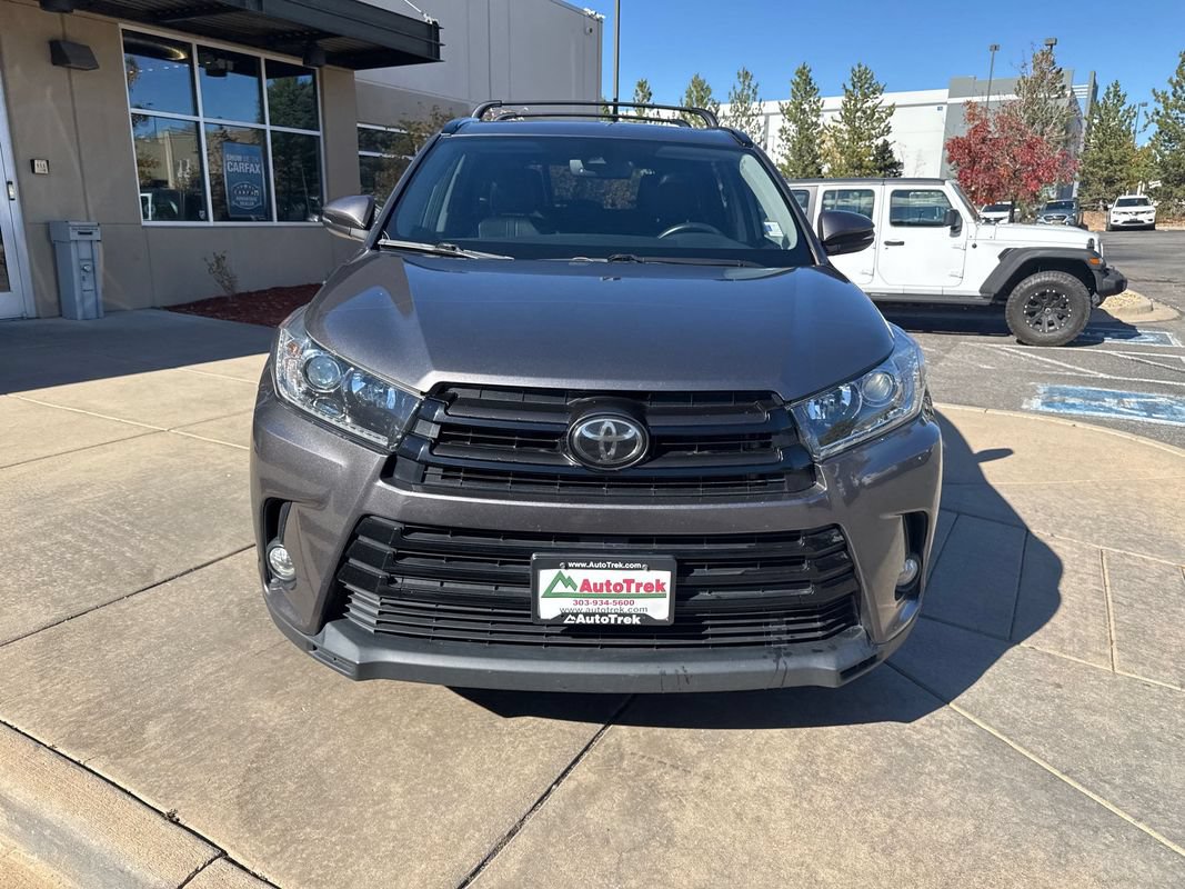 Used 2018 Toyota Highlander SE AWD/4WD image 3