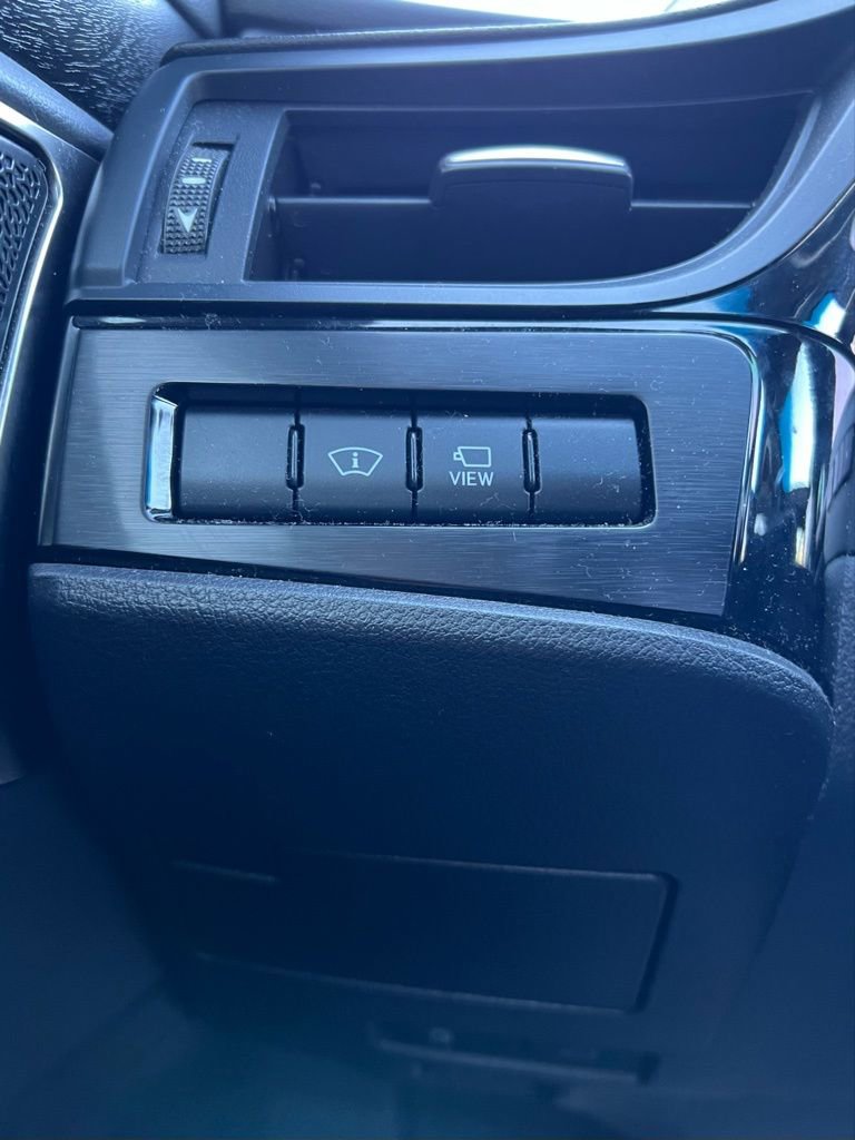 Used 2024 Lexus ES 350 Luxury w/ Accessory Package (Z2) image 13