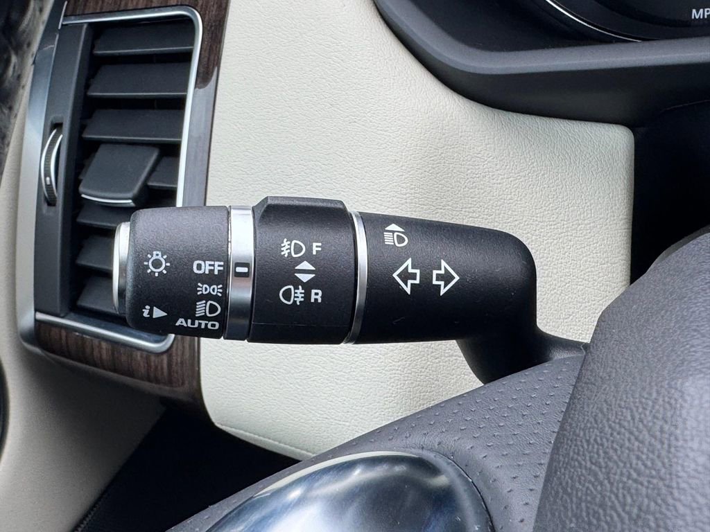 Used 2016 Land Rover Range Rover Sport HSE image 20