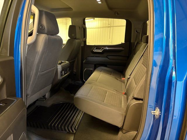 Used 2022 Chevrolet Silverado 1500 LT w/ Z71 Off-Road Package image 14