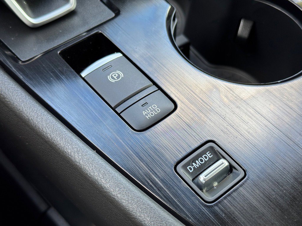 Used 2021 Nissan Rogue SV image 26