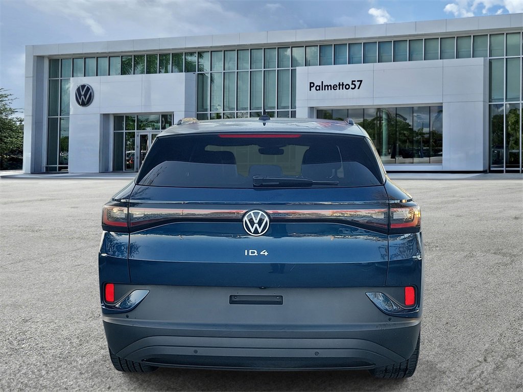 Used 2023 Volkswagen ID.4 Pro image 5