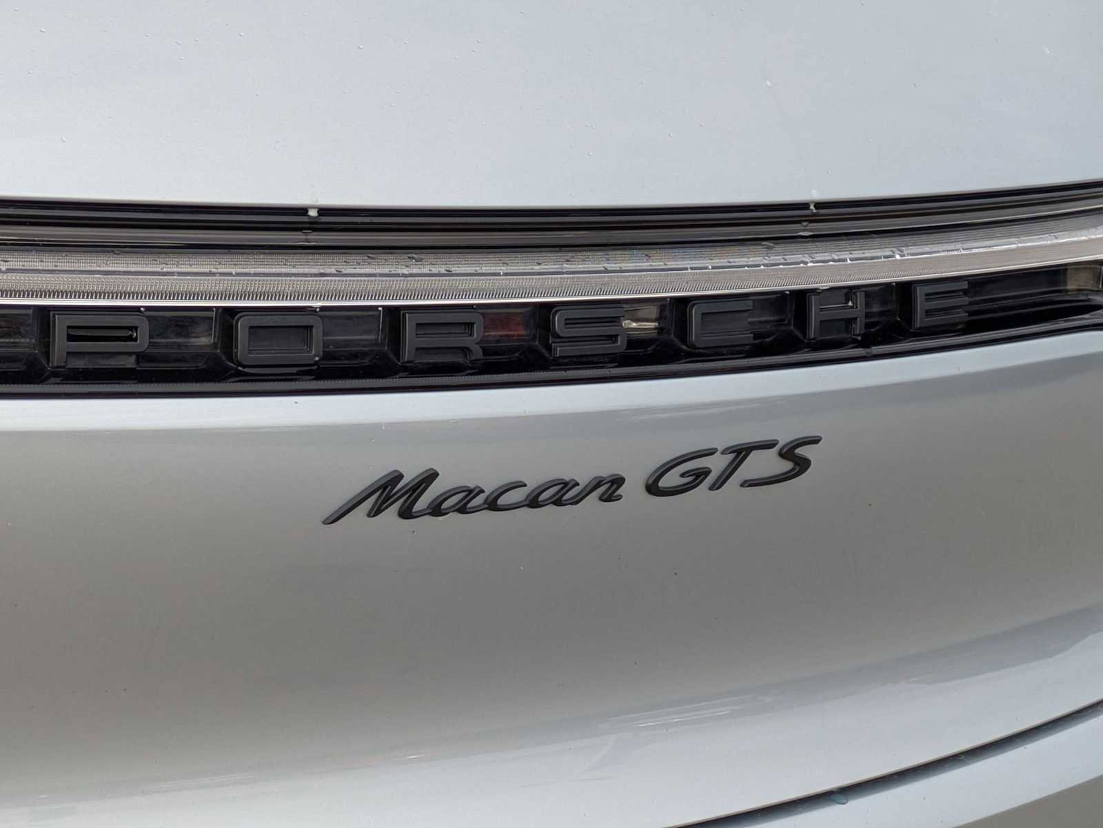 Used 2021 Porsche Macan GTS image 11