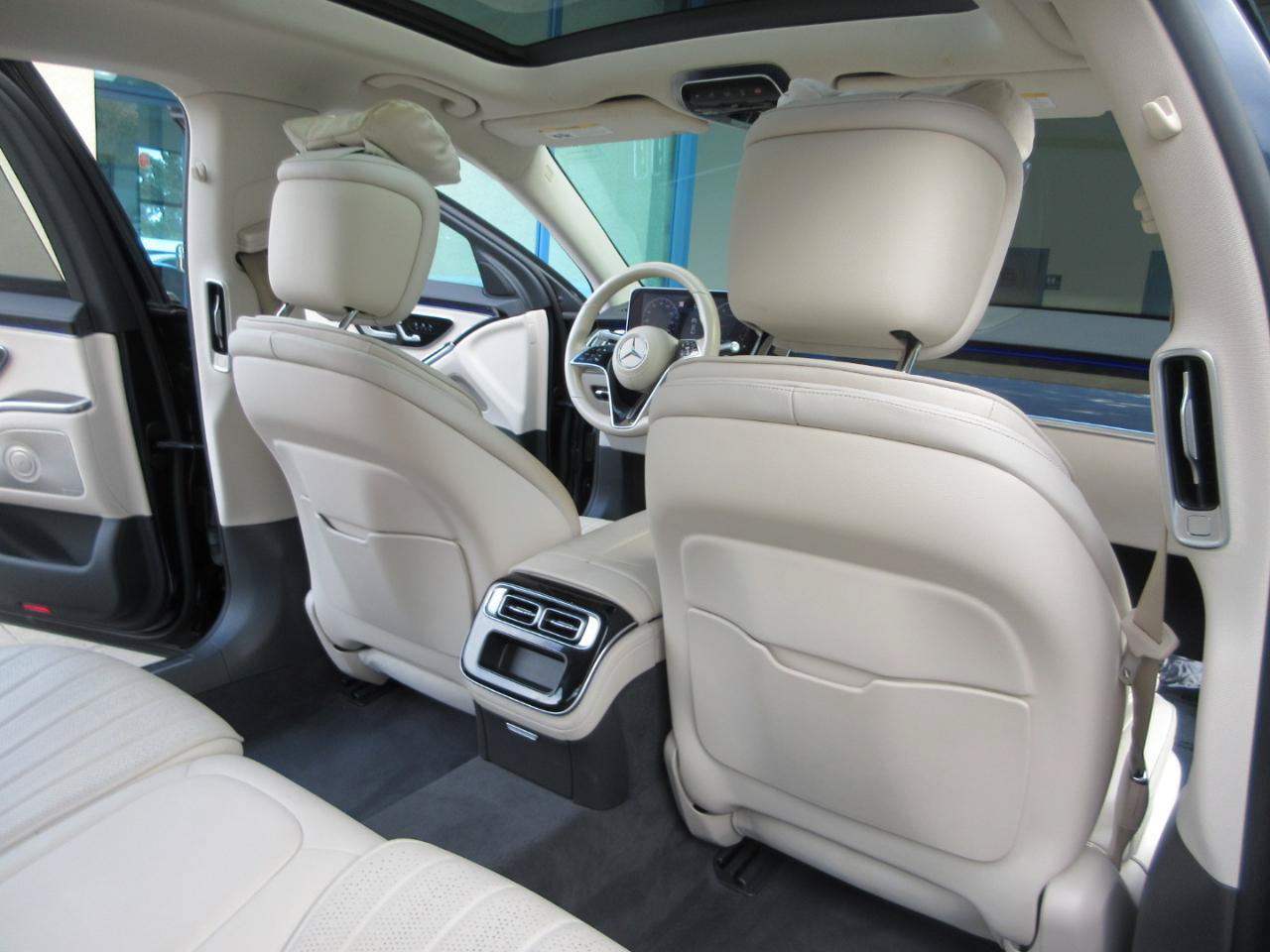 Used 2022 Mercedes-Benz S 580 4MATIC Sedan image 30