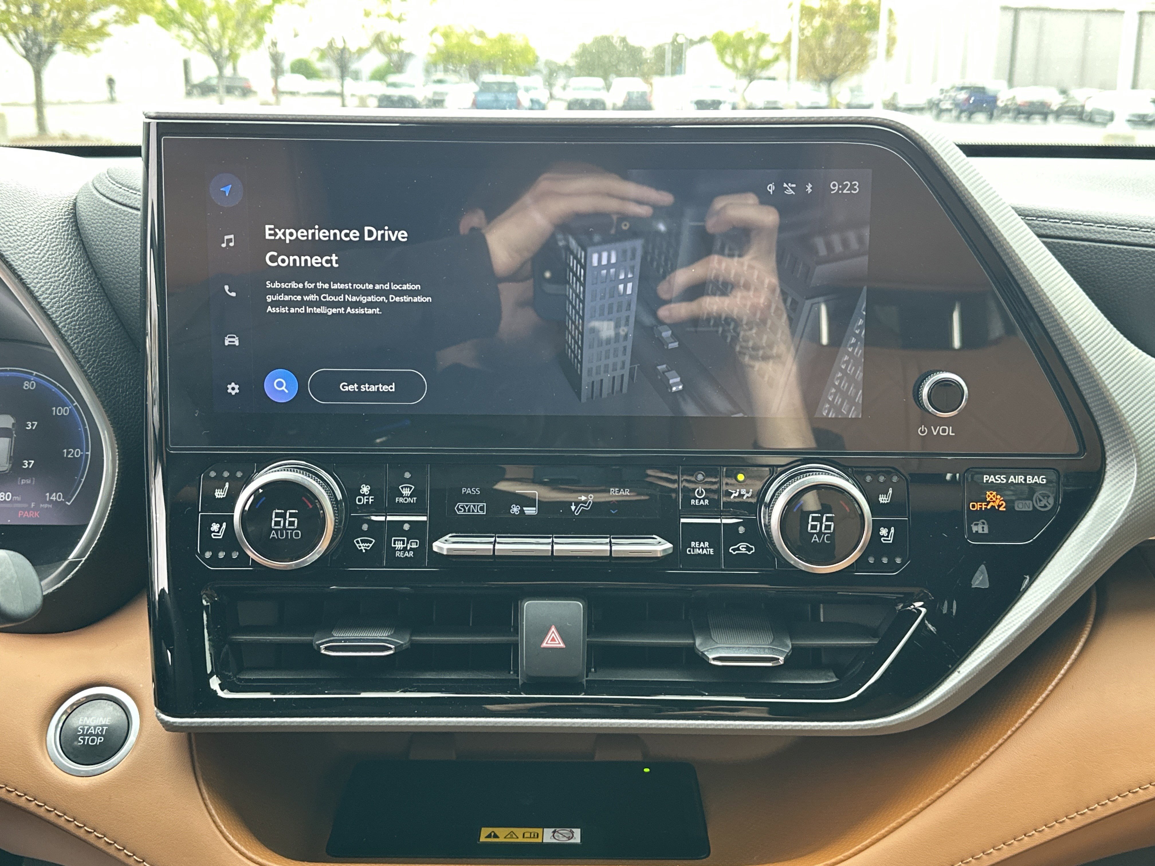 Used 2024 Toyota Highlander Platinum image 24