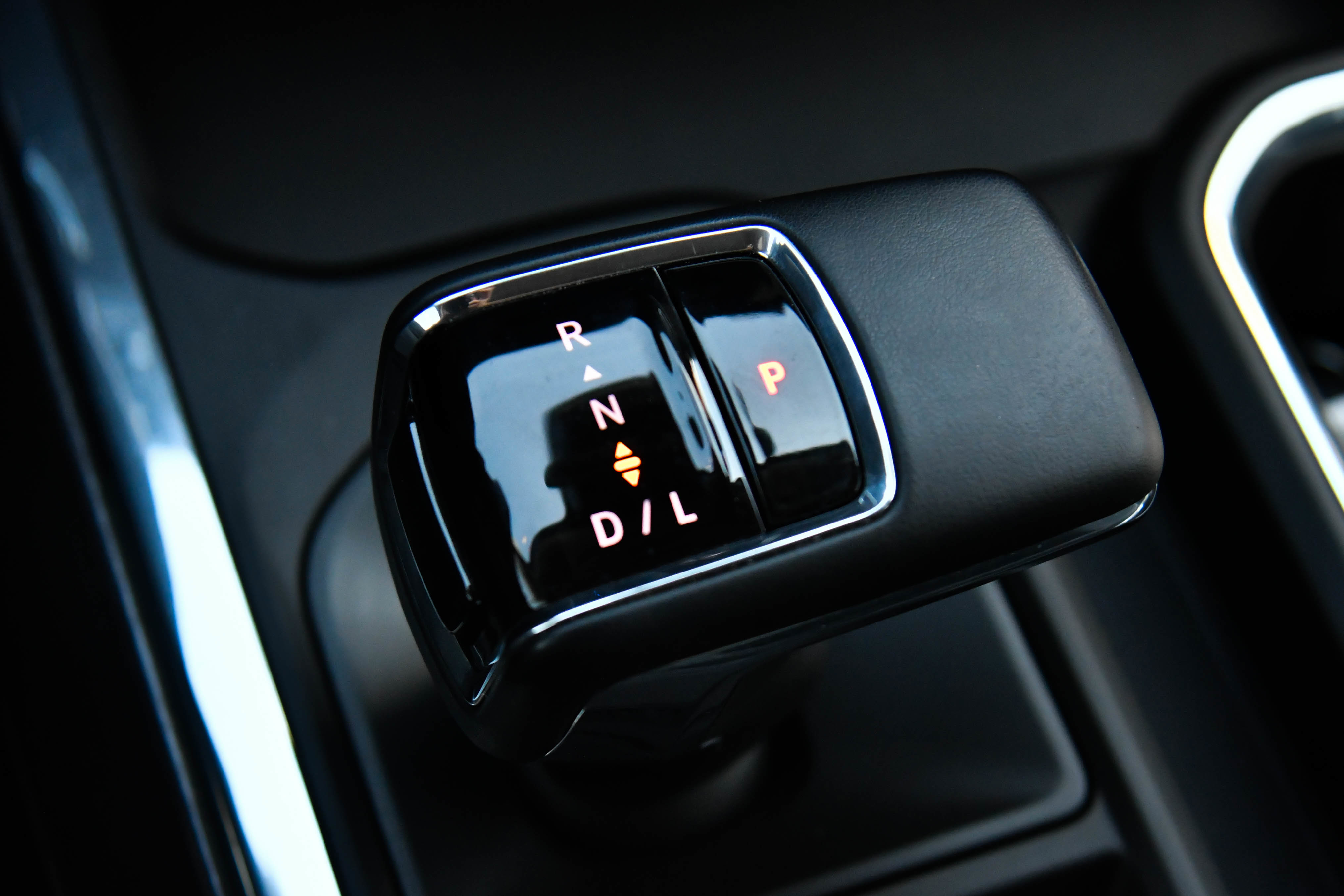 Used 2024 Chevrolet Silverado 1500 LTZ w/ Technology Package AWD/4WD image 37