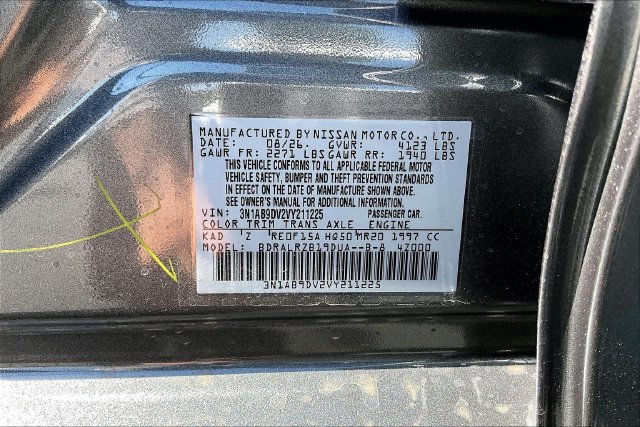 New 2027 Nissan Sentra SR w/ Floor Mat Package FWD image 8