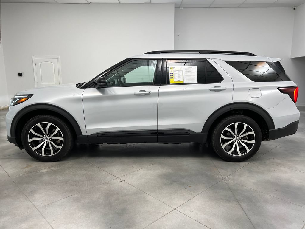 Used 2026 Ford Explorer ST-Line AWD/4WD image 5