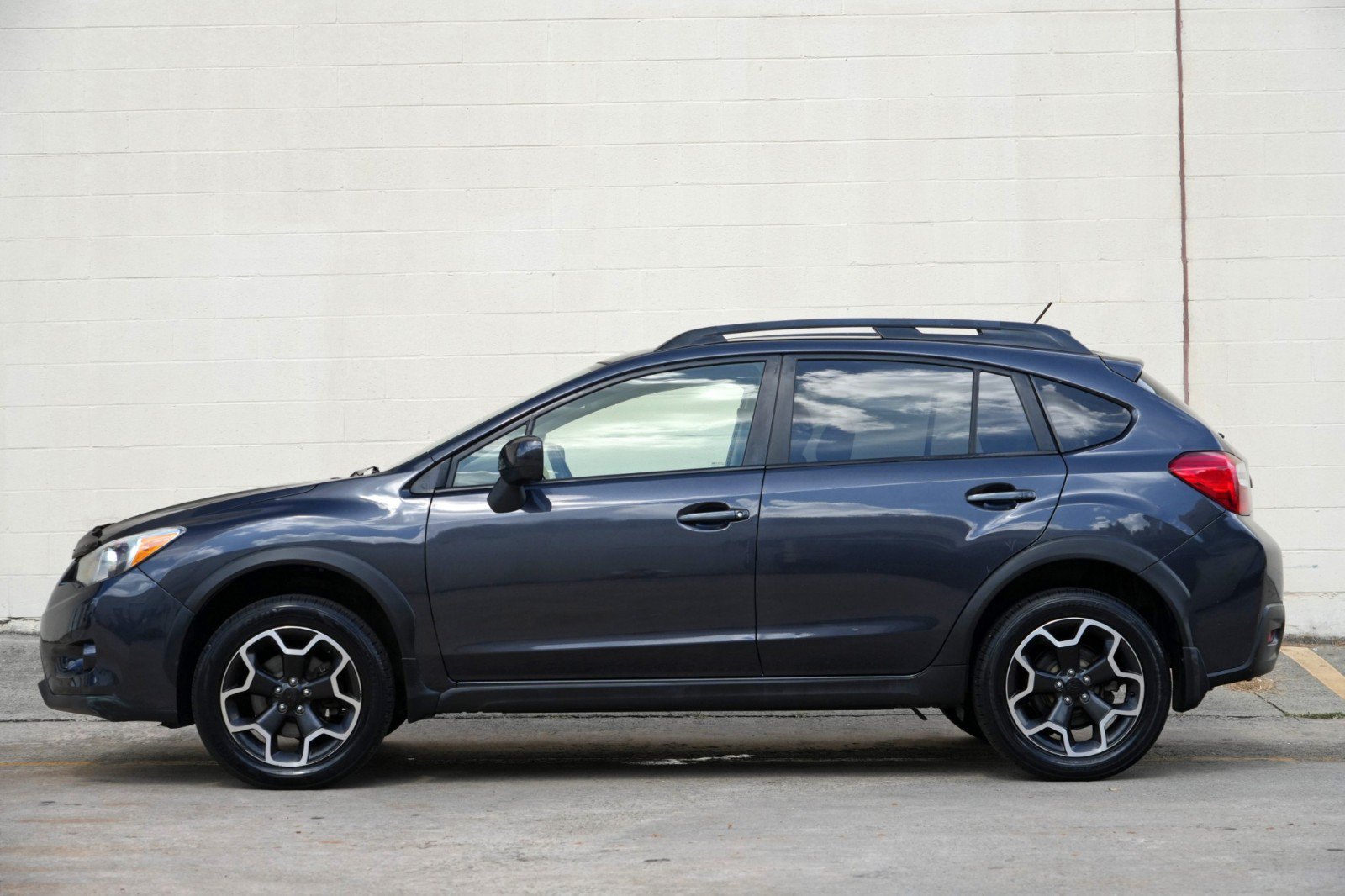 Used 2013 Subaru Crosstrek 2.0i Premium AWD/4WD image 8