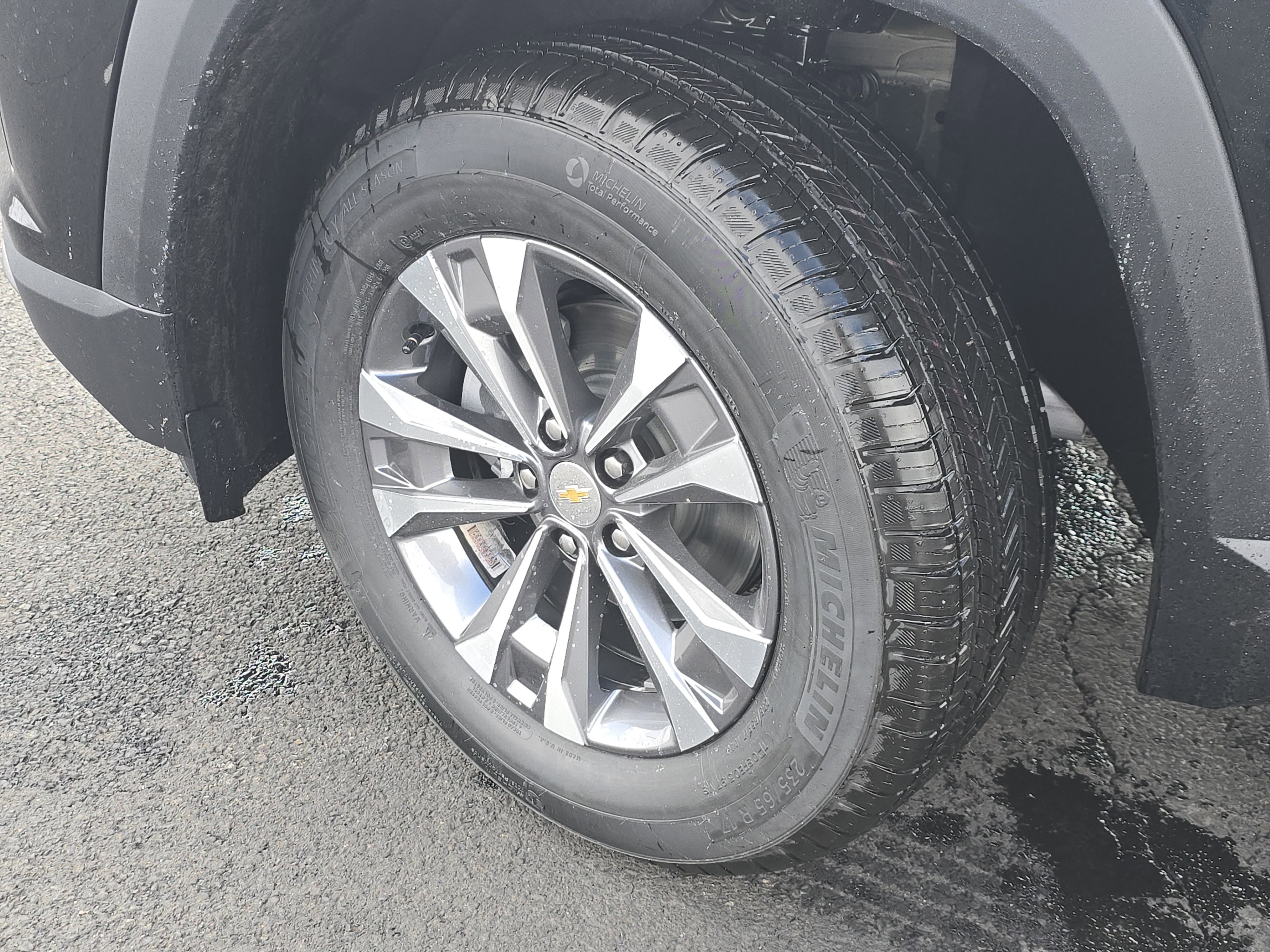 New 2026 Chevrolet Equinox LT image 10