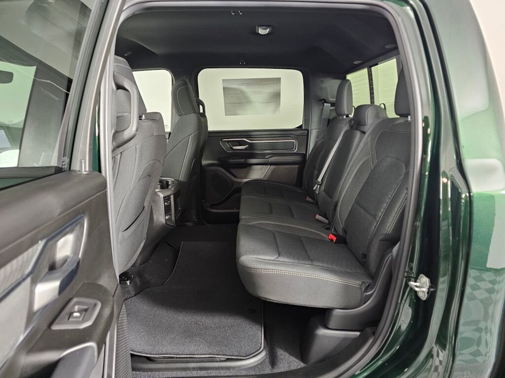 New 2026 RAM 1500 Big Horn w/ Night Edition image 33