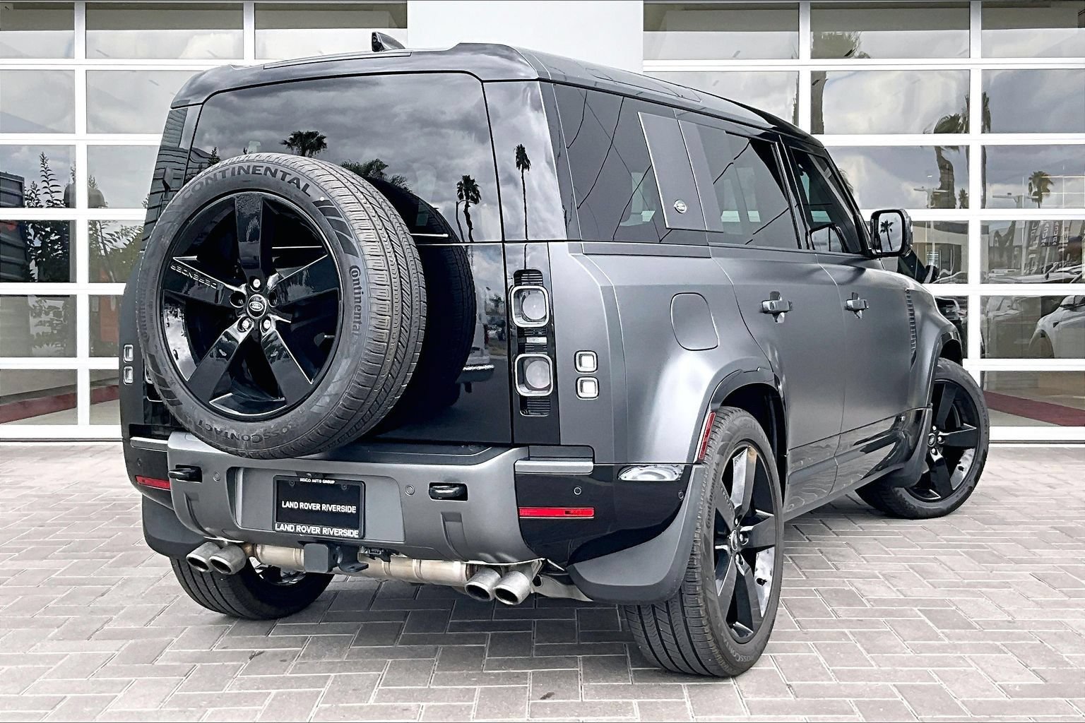 Certified 2024 Land Rover Defender 110 Carpathian Edition AWD/4WD image 13