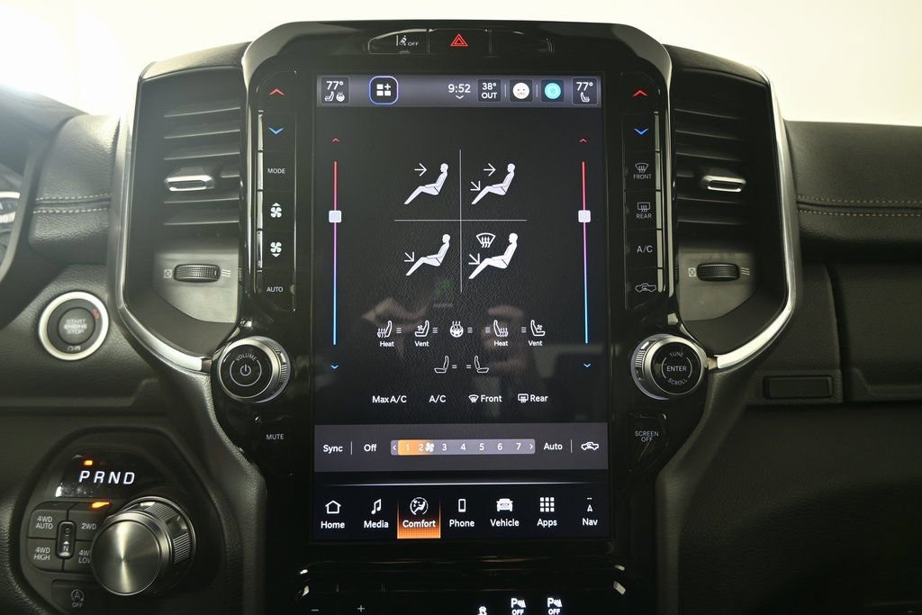 Used 2025 RAM 1500 Laramie image 28