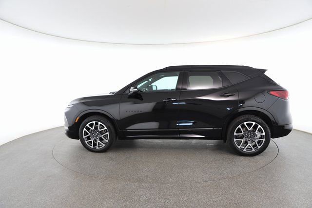 Used 2025 Chevrolet Blazer RS image 7