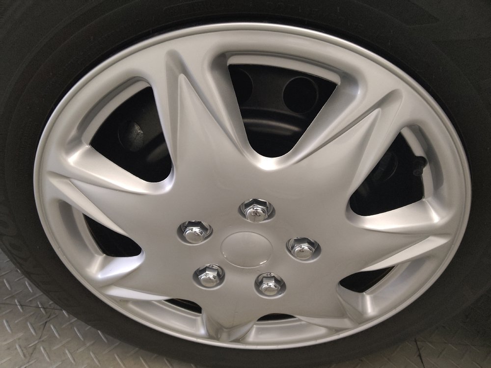 Used 2025 Toyota Corolla LE w/ Convenience Package FWD image 31