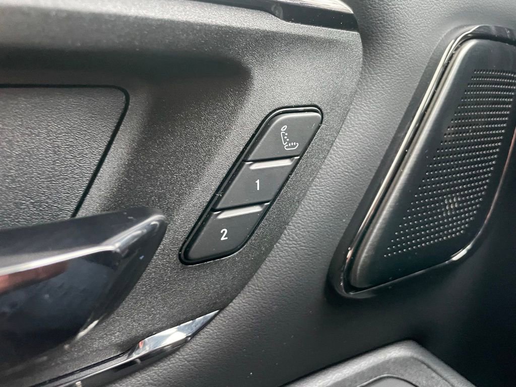Used 2025 RAM 1500 Limited image 28