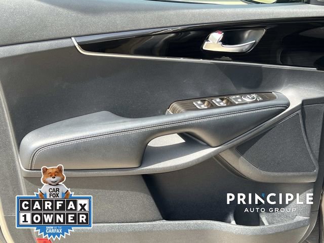 Used 2019 Kia Sorento LX FWD image 12