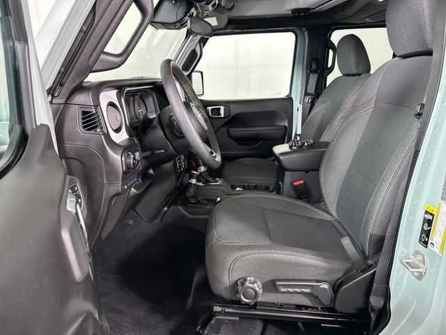 Used 2024 Jeep Wrangler Unlimited w/ Convenience Group image 10