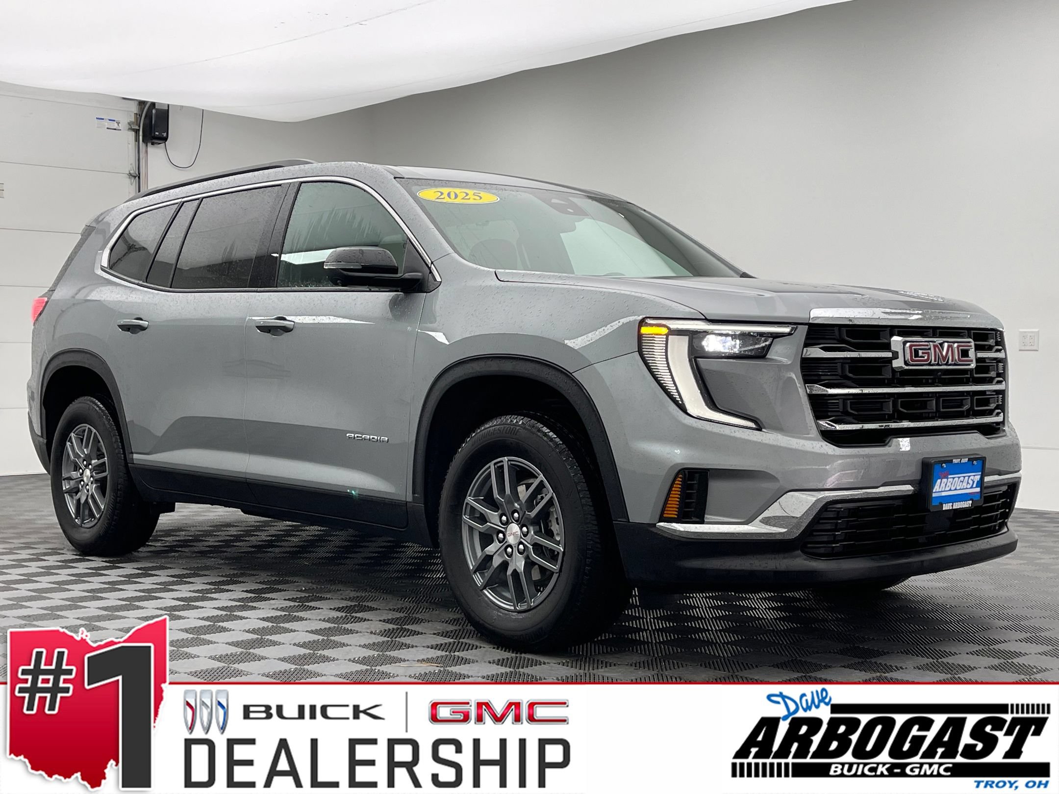 Used 2025 GMC Acadia Elevation